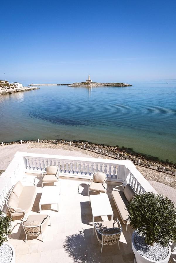 Tra Cielo E Mare Hotel Vieste Bagian luar foto