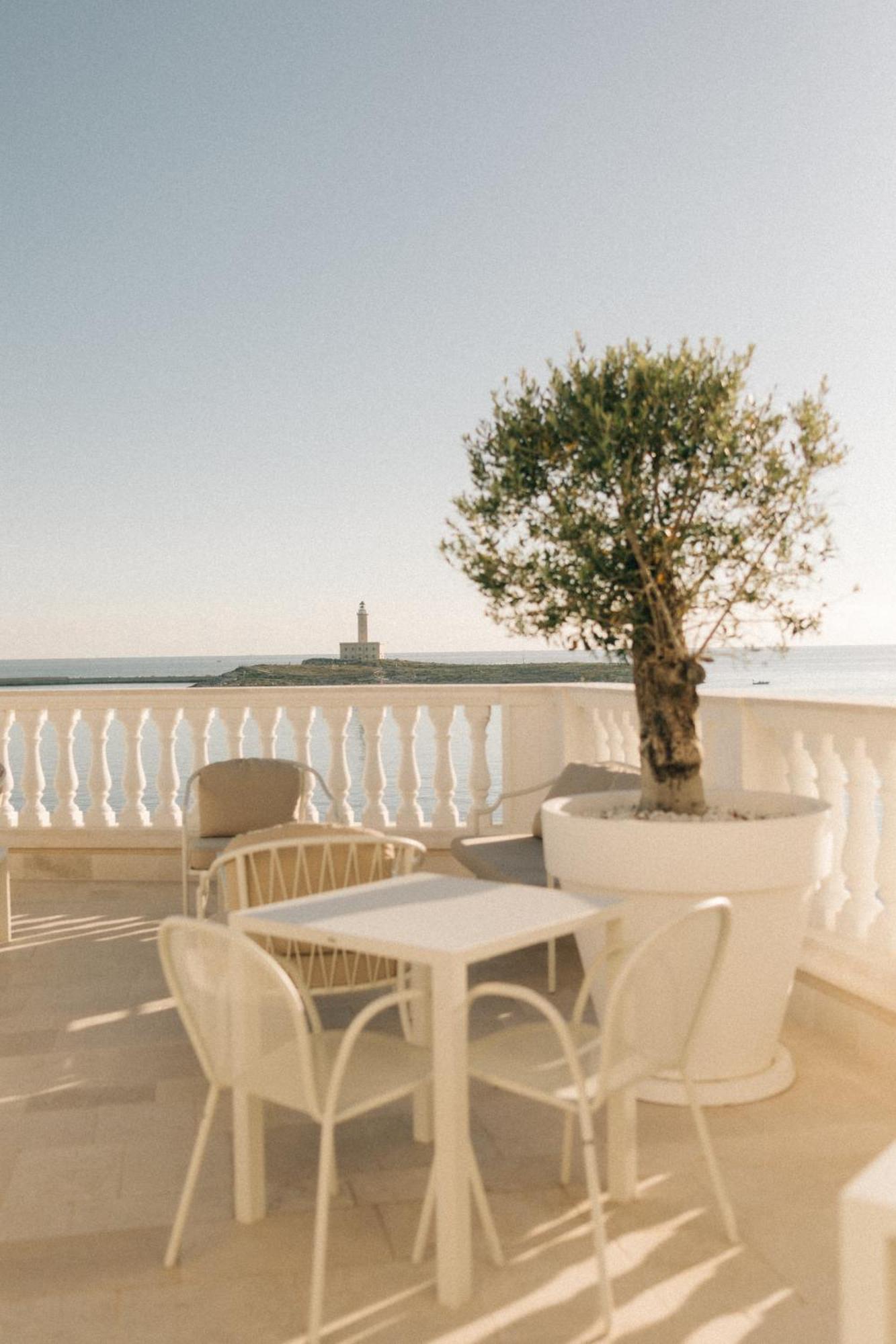 Tra Cielo E Mare Hotel Vieste Bagian luar foto