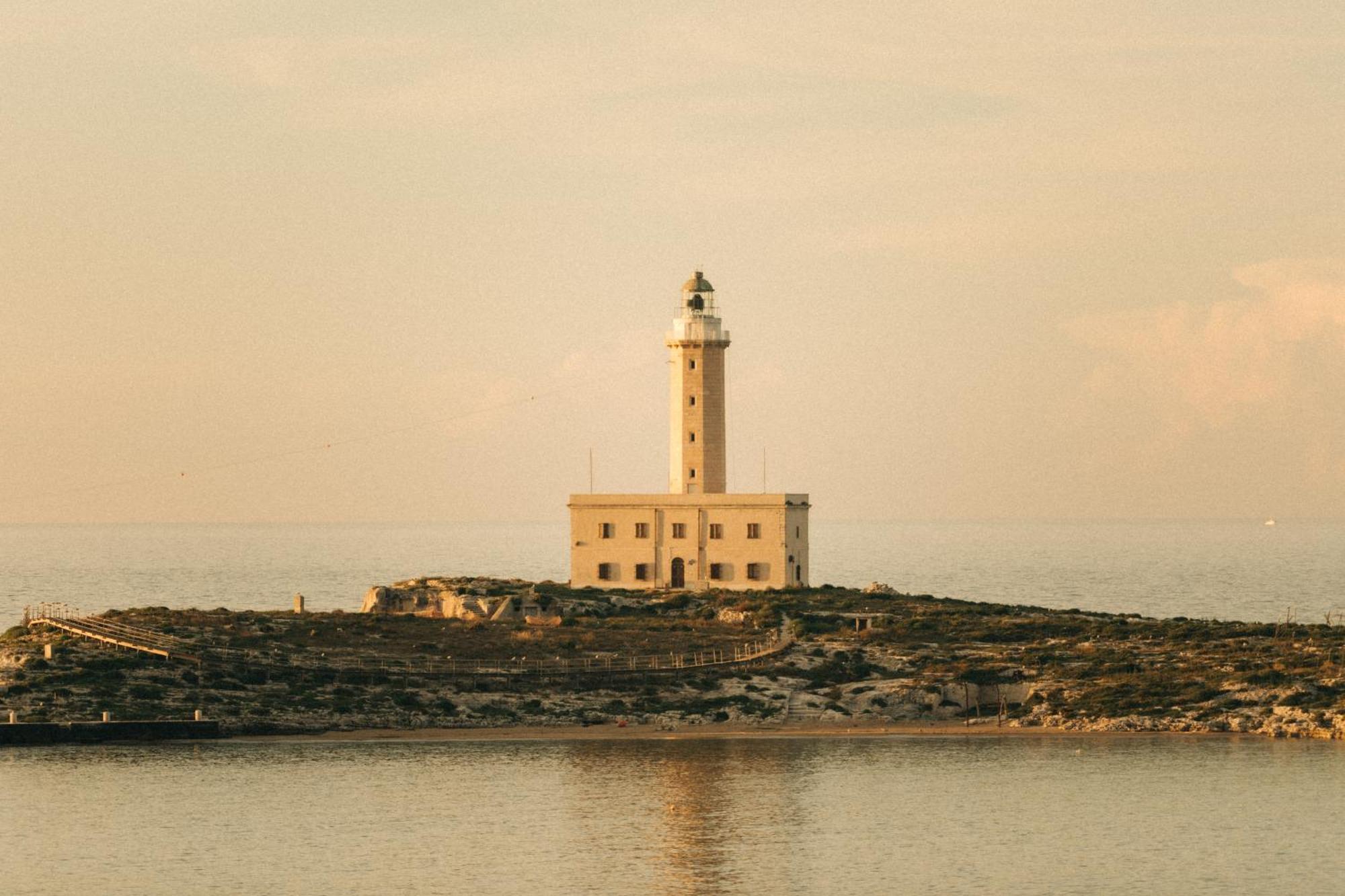 Tra Cielo E Mare Hotel Vieste Bagian luar foto