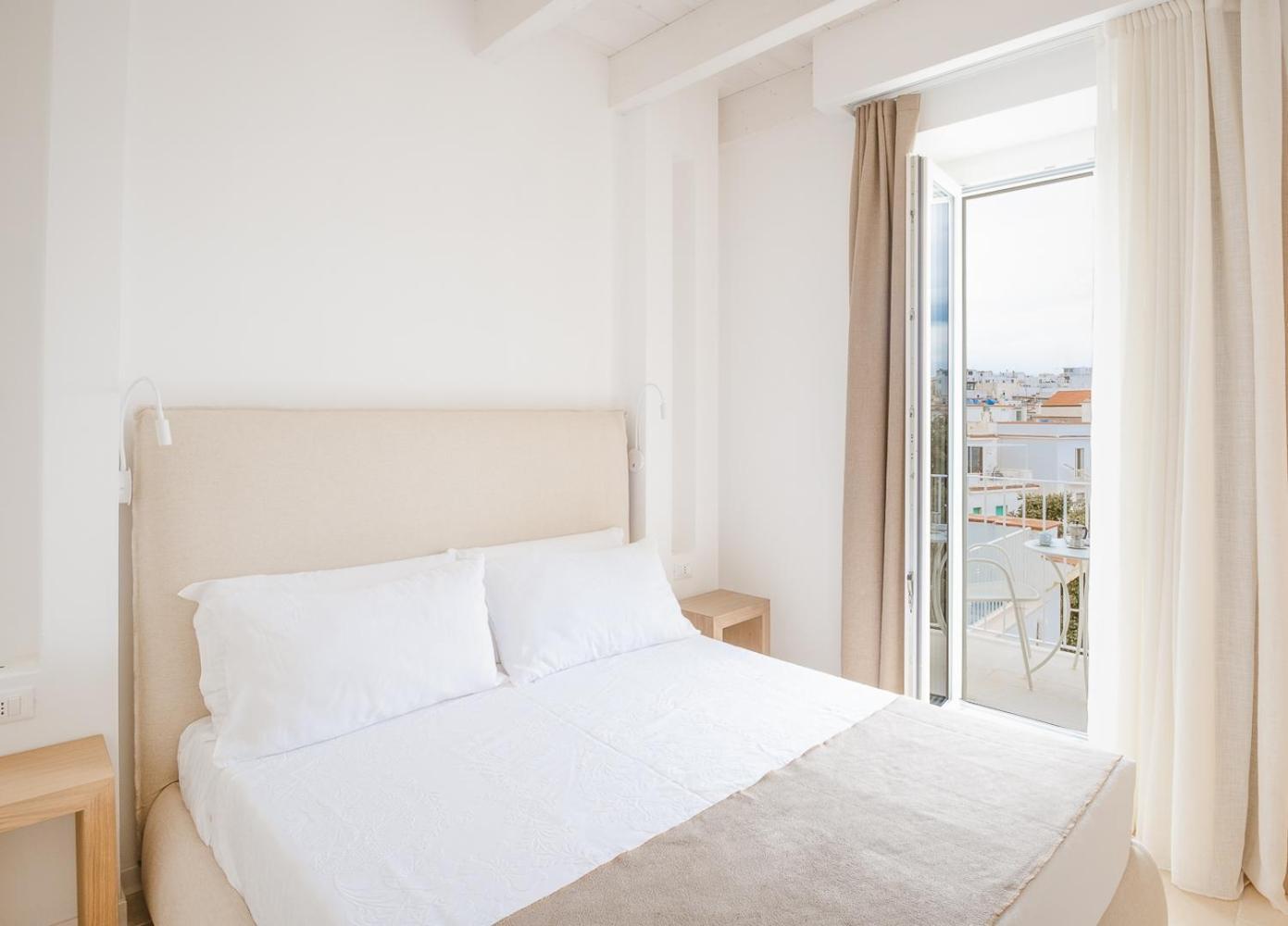 Tra Cielo E Mare Hotel Vieste Bagian luar foto